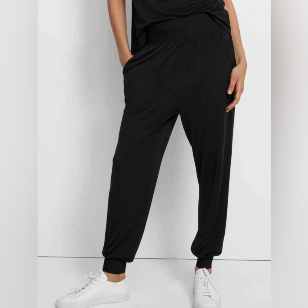 Theory black silky knit rib ribbed  joggers b5